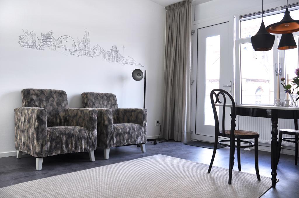 De Eindhovenaar City Apartments Phòng bức ảnh