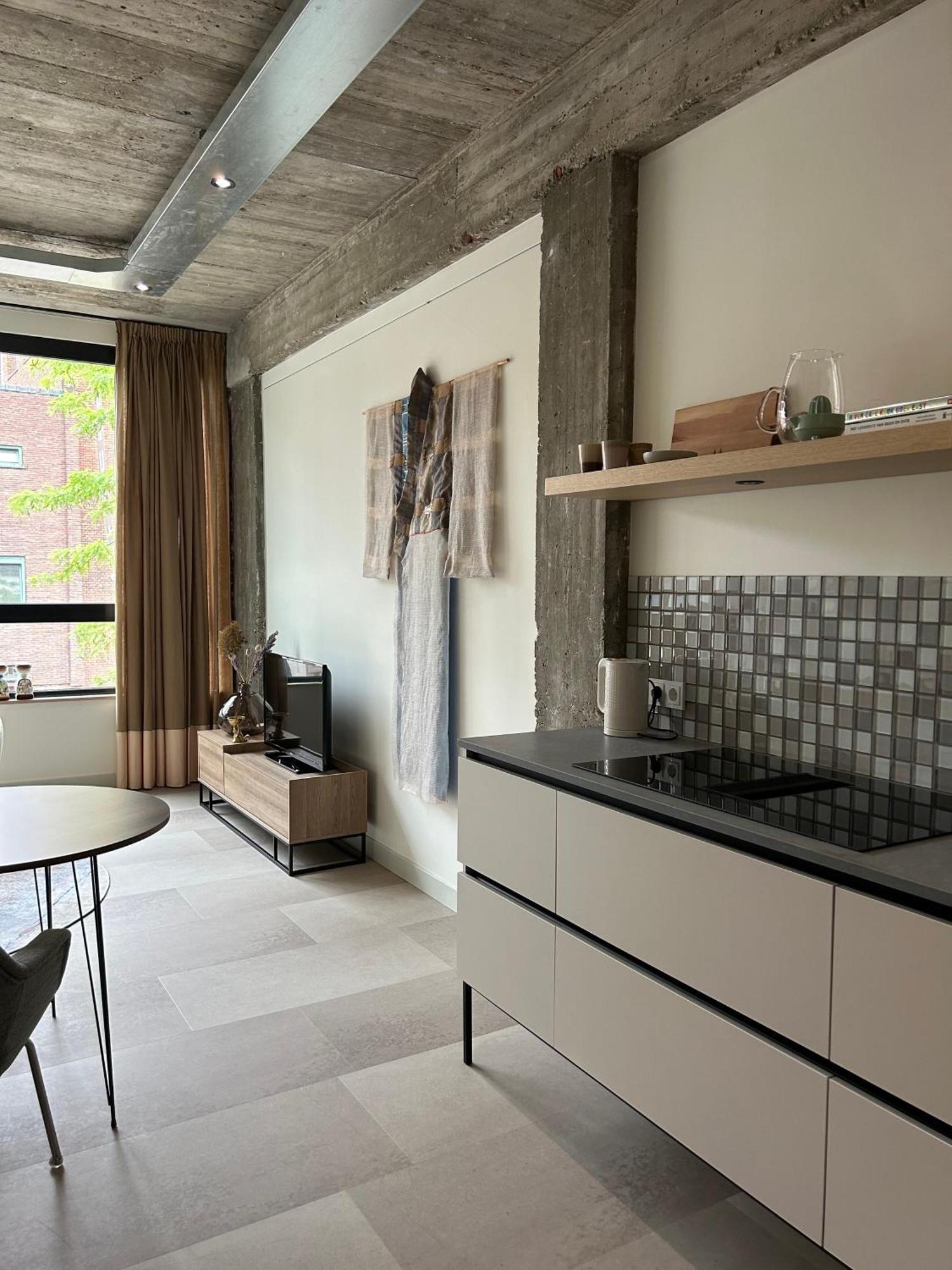 De Eindhovenaar City Apartments Phòng bức ảnh