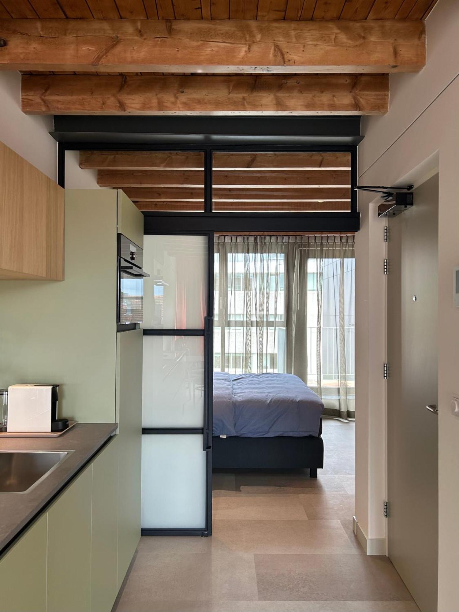 De Eindhovenaar City Apartments Phòng bức ảnh