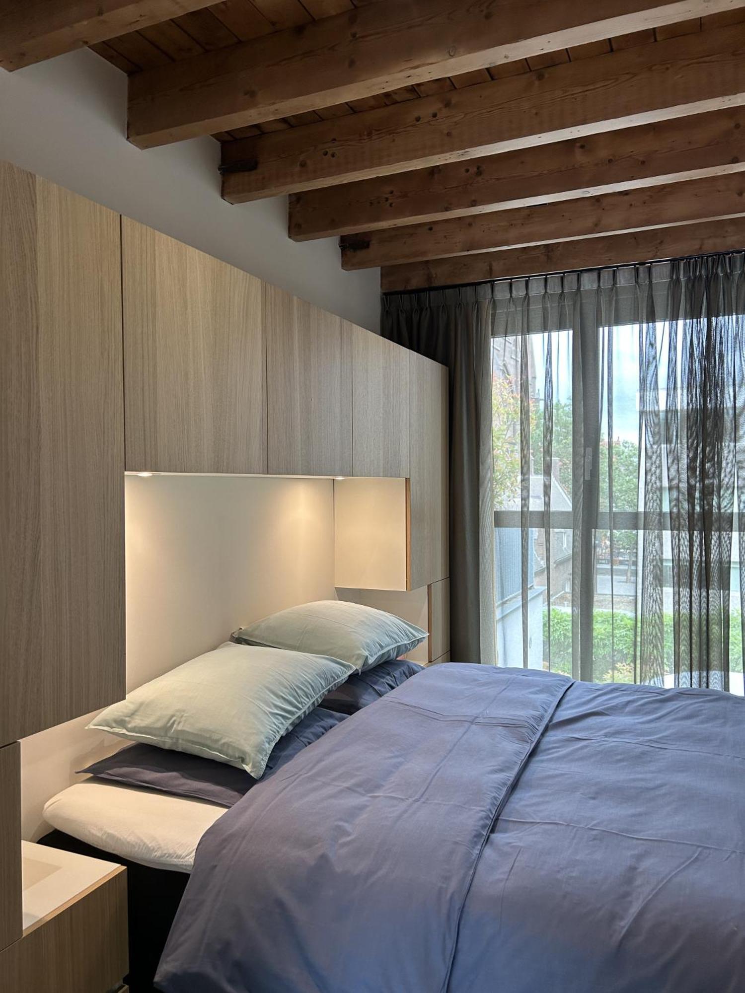 De Eindhovenaar City Apartments Phòng bức ảnh