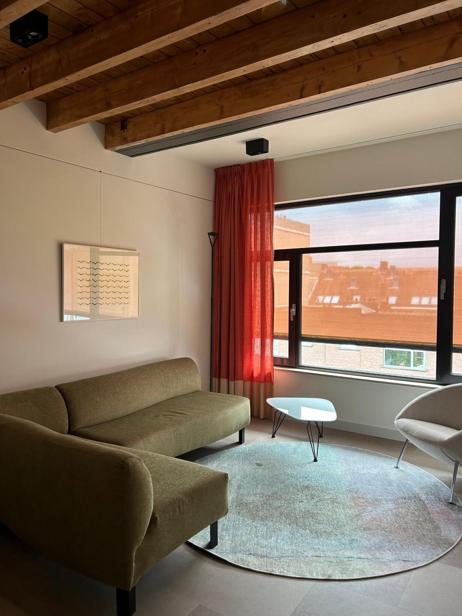 De Eindhovenaar City Apartments Phòng bức ảnh